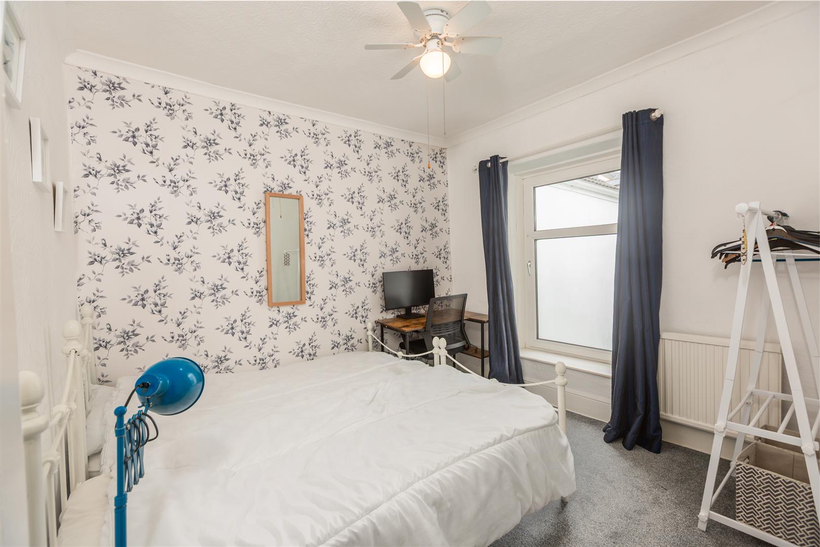 Pwll Road, Llanelli, SA15 4BG